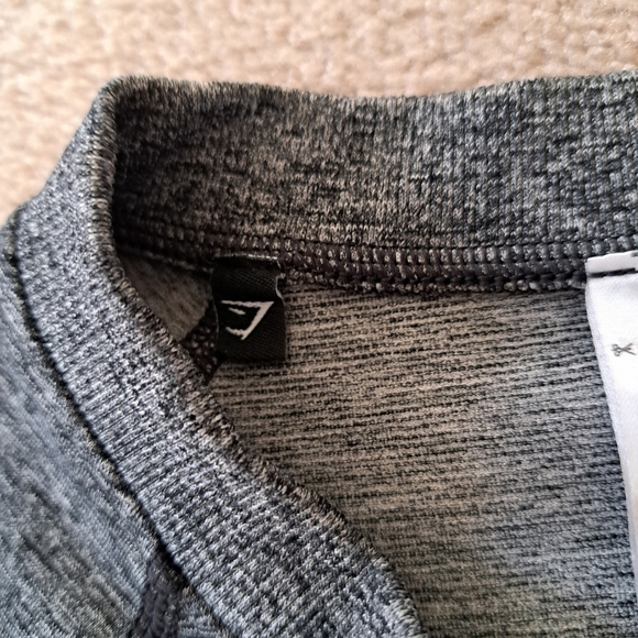 Gymshark Adapt Ombre Crop Top Grey Black Size Small Active Top Long Sleeved - Picture 12 of 15